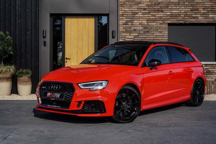 Audi RS3 Sportback 2.5 TFSI Quattro Pano/DCC/ACC/B&O/Catalun, Auto's, Audi, Bedrijf, RS3, ABS, Achteruitrijcamera, Adaptive Cruise Control