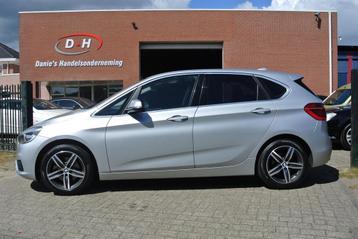 BMW 2-serie Active Tourer 218i Executive airco inruil mogeli beschikbaar voor biedingen