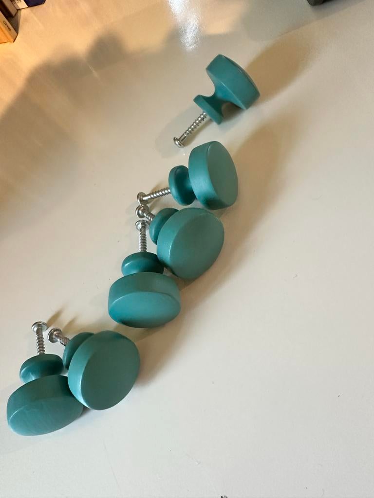 Hemnes commode knoppen - zeer nette staat, Kinderen en Baby's, Kinderkamer | Commodes en Kasten, Ophalen of Verzenden, Zo goed als nieuw