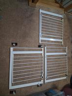 3 nette traphekjes om ergens tussen te klemmen, Ophalen of Verzenden, Gebruikt, Metaal of IJzer, Klemhekje