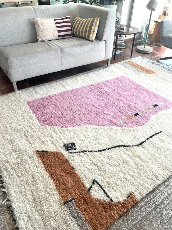Nieuw wollen vloerkleed 230*160cm, uniek, bohemian style, Huis en Inrichting, Stoffering | Tapijten en Kleden, Zo goed als nieuw