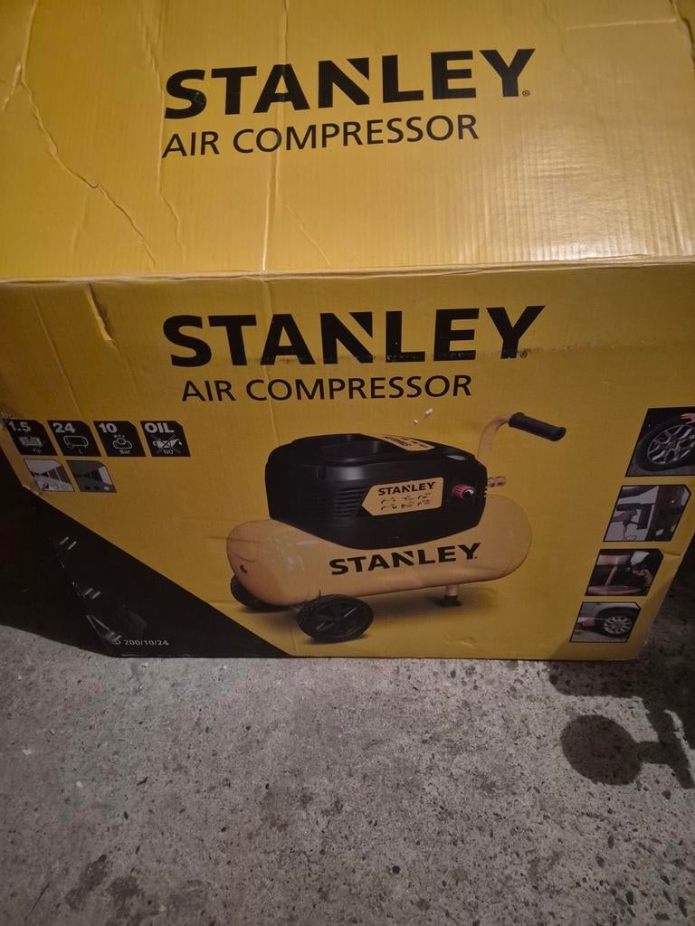 Compressor met verspuitpistool - zo goed als nieuw, Doe-het-zelf en Verbouw, Compressors, Ophalen of Verzenden