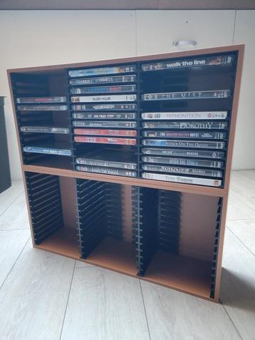 DVD opbergrek (zonder DVD's) beschikbaar voor biedingen