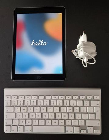 Apple Ipad Air 2 met Magic Keyboard beschikbaar voor biedingen