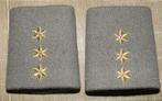 Set rangen epauletten Kapitein, winterjas, Ophalen of Verzenden, Landmacht, Nederland, Embleem of Badge