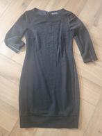 Super leuke zwarte jurk van Airfield, maat 36, Kleding | Dames, Jurken, Zwart, Ophalen of Verzenden, Zo goed als nieuw, Knielengte