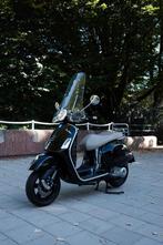Piaggio Vespa GTS 250 i.e. 2016, 250 cc, LED Verlichting, Scooter, Particulier