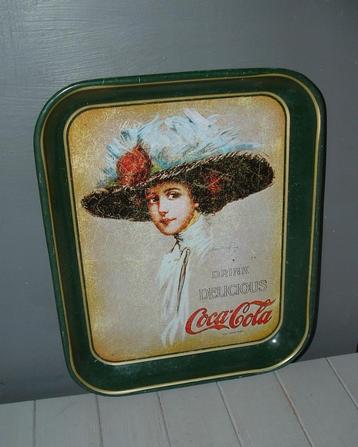 Coca Cola Hamilton King girl vintage dienblad tray  beschikbaar voor biedingen