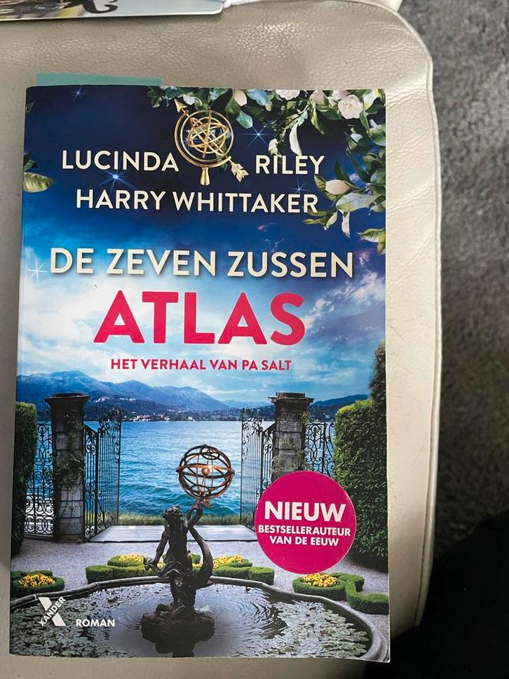 Lucinda Riley - De zeven zussen: Atlas, Boeken, Romans, Zo goed als nieuw, Nederland, Ophalen of Verzenden