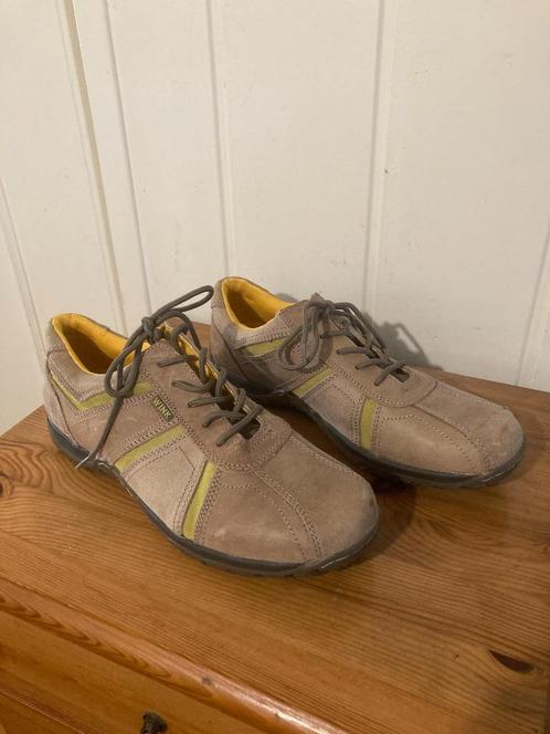 Nette bruine suede leren schoenen van Wink, maat 46, Kleding | Heren, Schoenen, Zo goed als nieuw, Veterschoenen, Bruin, Verzenden