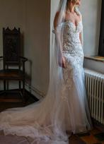 Prachtige trouwjurk te koop met kant en lange sleep, Ophalen, Nieuw, Wit, Trouwjurk