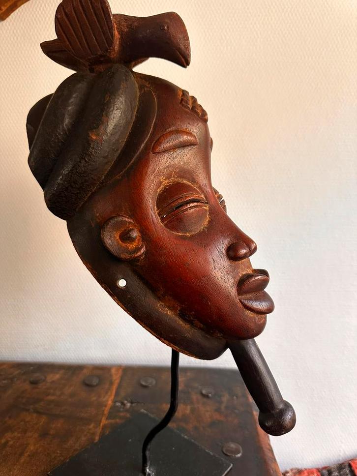 Punu boodschapper masker Afrikaanse kunst 1950 Gabon, Antiek en Kunst, Kunst | Niet-Westerse kunst, Ophalen of Verzenden