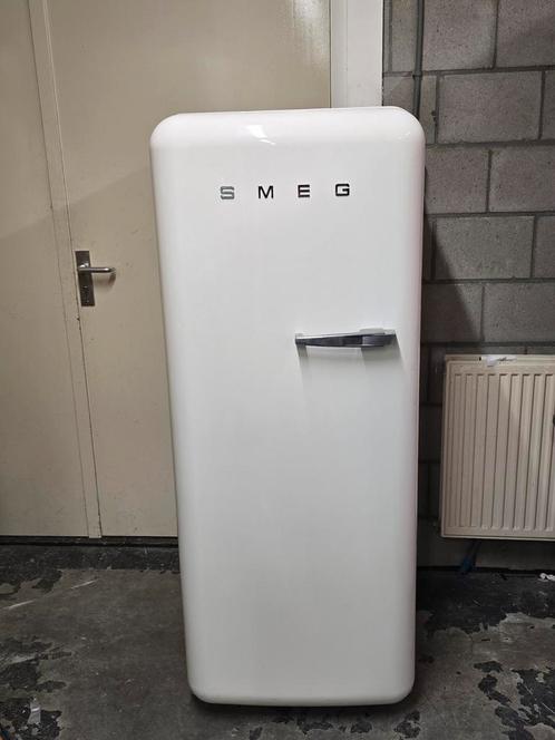 SMEG KOELKAST CRÈME(gratis bezorging), Witgoed en Apparatuur, Koelkasten en IJskasten, Ophalen of Verzenden