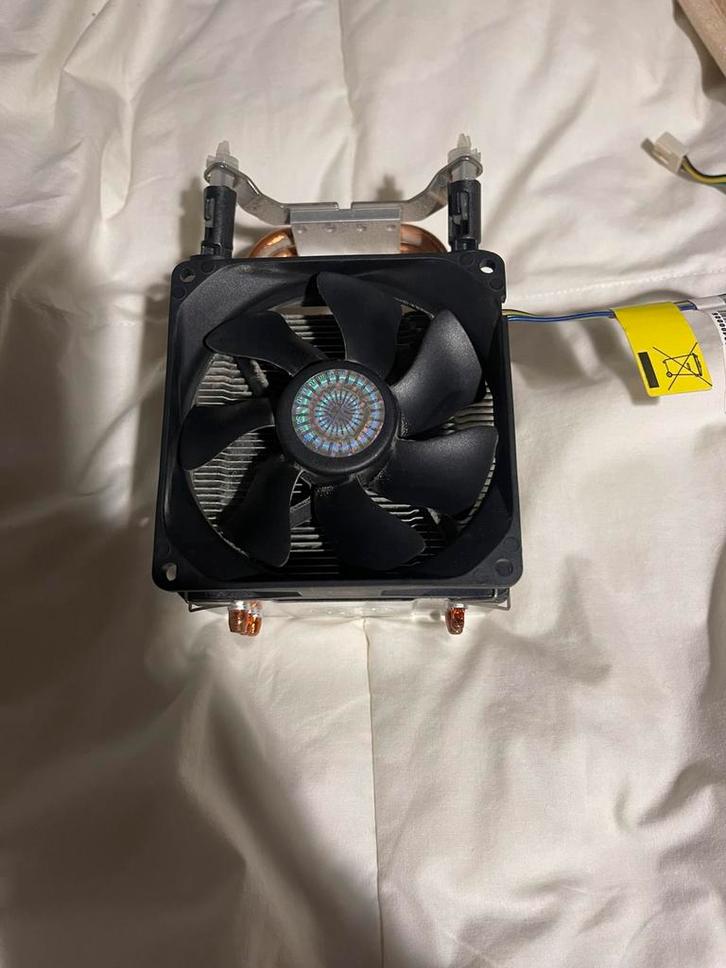 Cooler Master CPU Koeler – Met Heatpipes en 4-pins PWM Fan, Computers en Software, Computerkoelers, Zo goed als nieuw, Luchtkoeling