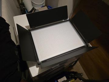Bresser SH-1200 continu-licht beschikbaar voor biedingen