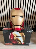 Marvel Legends: Iron Man Helm Replica, Verzamelen, Film en Tv, Zo goed als nieuw, Film, Beeldje, Replica of Model, Ophalen