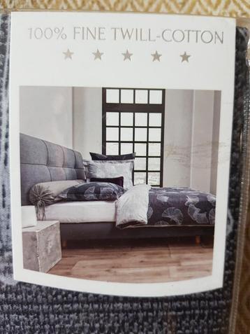 Dekbedovertrek hnl velvet touch 140x220  beschikbaar voor biedingen