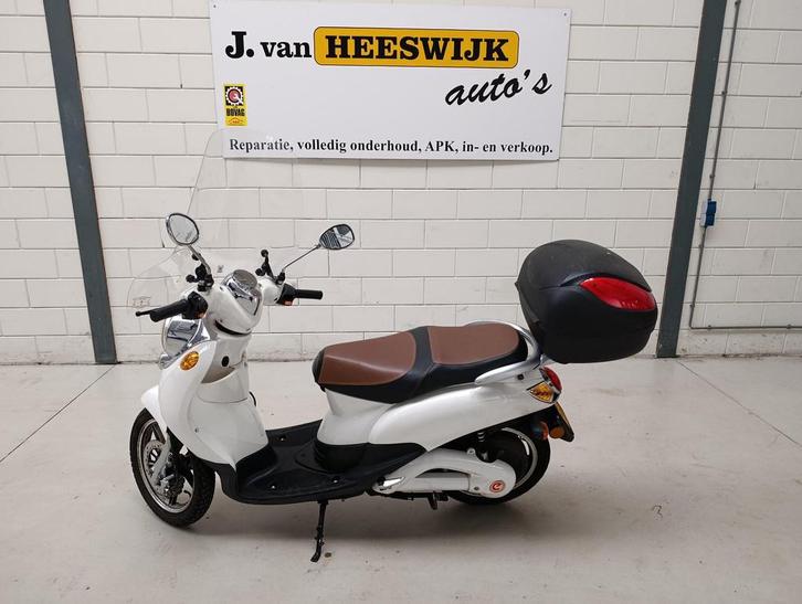 EMCO Novi, Fietsen en Brommers, Brommers | Overige merken, Gebruikt