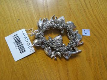 DIVERSE KRALEN EN BEDELARMBANDEN € 4,= PER STUK/3 VOOR 10,= beschikbaar voor biedingen