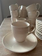 11 kopjes en 12 schotels van wedgwood windsor, Huis en Inrichting, Ophalen, Zo goed als nieuw, Wedgwood, Kop(pen) en/of Schotel(s)