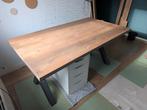 Robuuste houten tafel met metalen poten - 160x90, Huis en Inrichting, Tafels | Eettafels, Ophalen, Gebruikt, Eikenhout, 50 tot 100 cm