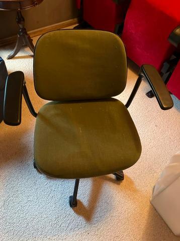 Groene Bureaustoel - Verstelbaar beschikbaar voor biedingen