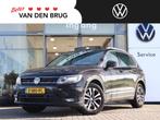 Volkswagen Tiguan 1.5 TSI 150 pk DSG ACT IQ Drive | Panorama, Auto's, Volkswagen, 150 pk, Zwart, Bedrijf, Traction-control