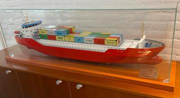 Uniek exemplaar modelschip mv. Lady Magdalena beschikbaar voor biedingen