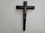 groot zwart houten kruis met tinnen christus, Antiek en Kunst, Antiek | Religie, Ophalen of Verzenden