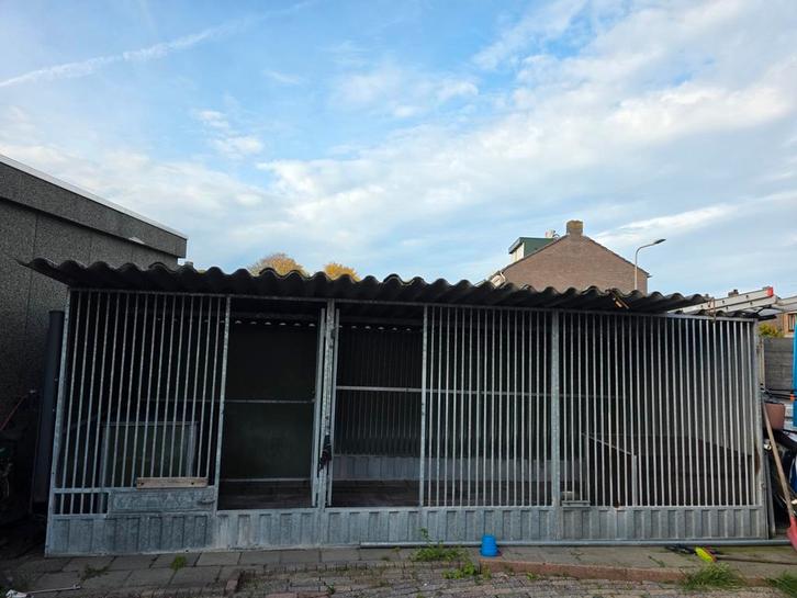 Kennel hond  hondenhok buitenverblijf hond. Kleur groen rvs, Dieren en Toebehoren, Hondenhokken, Gebruikt, Hondenkennel, 100 cm of meer