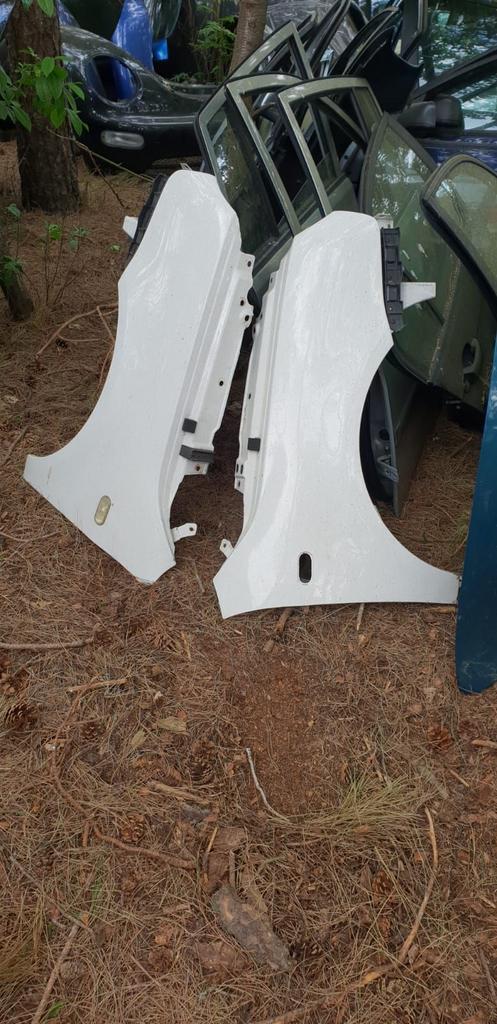 VW LUPO SPATBORDEN LINKS EN RECHTS, Auto-onderdelen, Carrosserie en Plaatwerk, Spatbord, Gebruikt, Ophalen of Verzenden