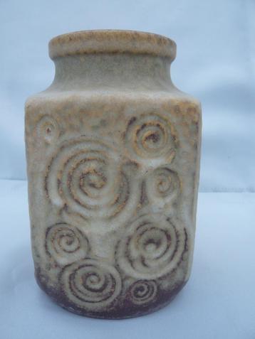 Retro vaas nr 282-16 W. Germany beschikbaar voor biedingen