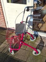 Rollator met zitvlak en mandje, Ophalen, Opvouwbaar