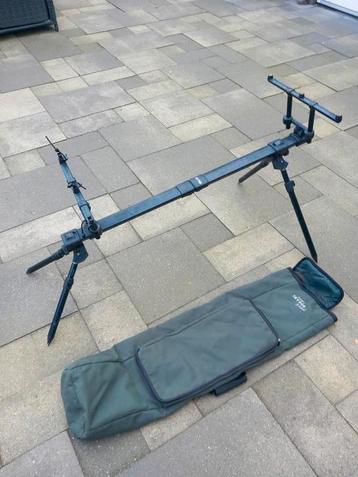 Mooie Fox Sky Pod 3 Rod beschikbaar voor biedingen