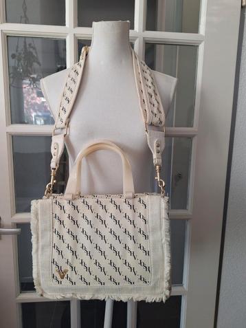 🌹JOSH-V orginele tas ecru kleur hand/schouder tas🌹 beschikbaar voor biedingen