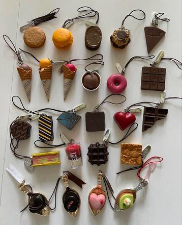Sleutelhangers: chocola, koekjes, en andere toetjes beschikbaar voor biedingen