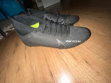 Nike Mercurial voetbalschoenen beschikbaar voor biedingen