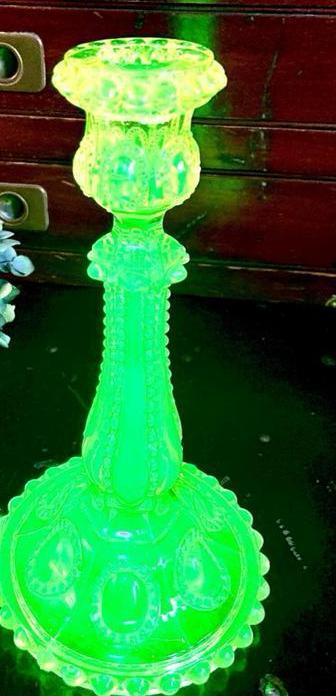 Uranium Glas Kandelaar, Antiek en Kunst, Antiek | Kandelaars, Glas, Ophalen of Verzenden