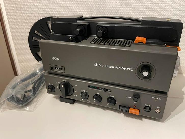 Bell & Howell Filmosonic DCM Super 8 geluidsprojector, Verzamelen, Fotografica en Filmapparatuur, Projector, 1960 tot 1980, Ophalen