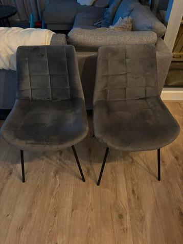 Grijze stoelen 2 stuks suede  beschikbaar voor biedingen