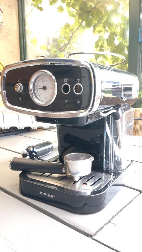 silvercrest sem 1050 a2, Witgoed en Apparatuur, Koffiezetapparaten, Niet werkend, Gemalen koffie, Koffiemachine, 1 kopje, Afneembaar waterreservoir