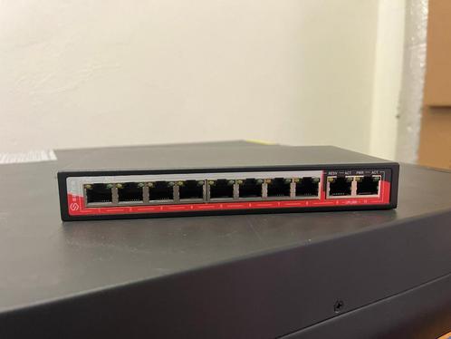Safire 8-poorts 10/100 PoE switch, Computers en Software, Netwerk switches, Zo goed als nieuw, Ophalen