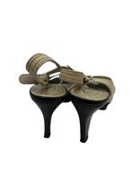 Tod's hakken 39, Kleding | Dames, Schoenen, Beige, Ophalen of Verzenden, Zo goed als nieuw