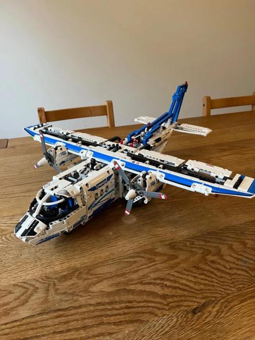 Lego Technic 42025 Cargo Plane, Kinderen en Baby's, Speelgoed | Duplo en Lego, Zo goed als nieuw, Lego, Complete set, Ophalen