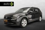 Volkswagen Tiguan 1.5 TSI Life Business | Trekhaak | Camera, Voorwielaandrijving, Stof, 150 pk, Zwart