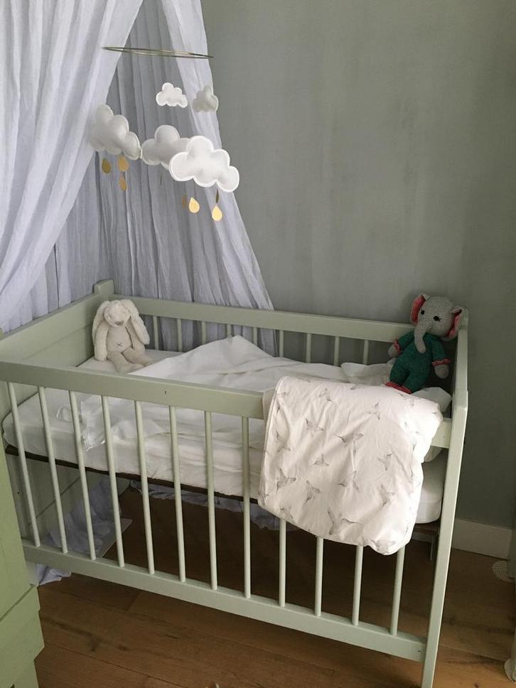 Babybed / ledikant peuter (60x120) + matras en hoezen, Kinderen en Baby's, Babywiegjes en Ledikanten, Gebruikt, Ledikant, Ophalen
