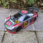 Tamiya TT-02 chassis met kap, wielen, regelaar, motor, servo, Hobby en Vrije tijd, Modelbouw | Radiografisch | Auto's, Elektro