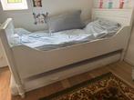 Vintage brocante houten bed, Kinderen en Baby's, Kinderkamer | Bedden, Gebruikt, Ophalen of Verzenden, 100 cm of meer, Lattenbodem