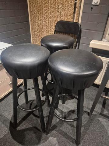 Set van 3 zwarte barkrukken beschikbaar voor biedingen