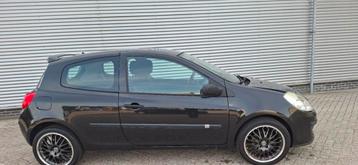 Renault Clio 1.2 16V 75 pk 3D 2008 Zwart beschikbaar voor biedingen
